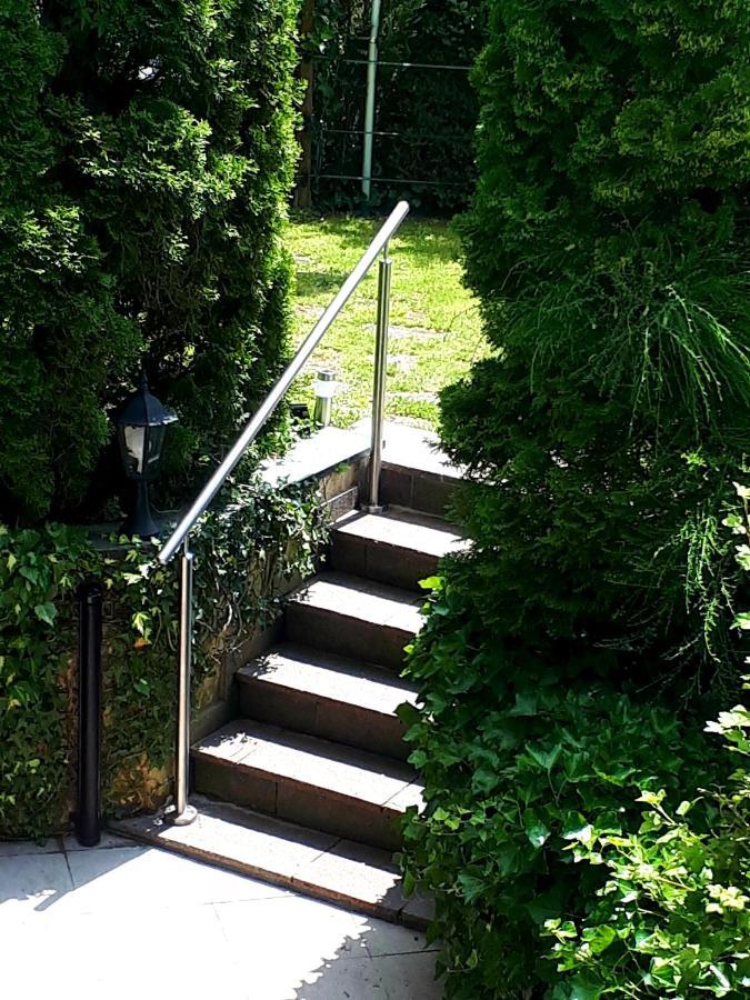 Apartment 4 Sterne - Zur Fliegerbank- In Der Rhön *